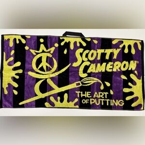 NWT Scotty Cameron Gallery Peace Painter Surfer Players Towel PURPLE Gold golf